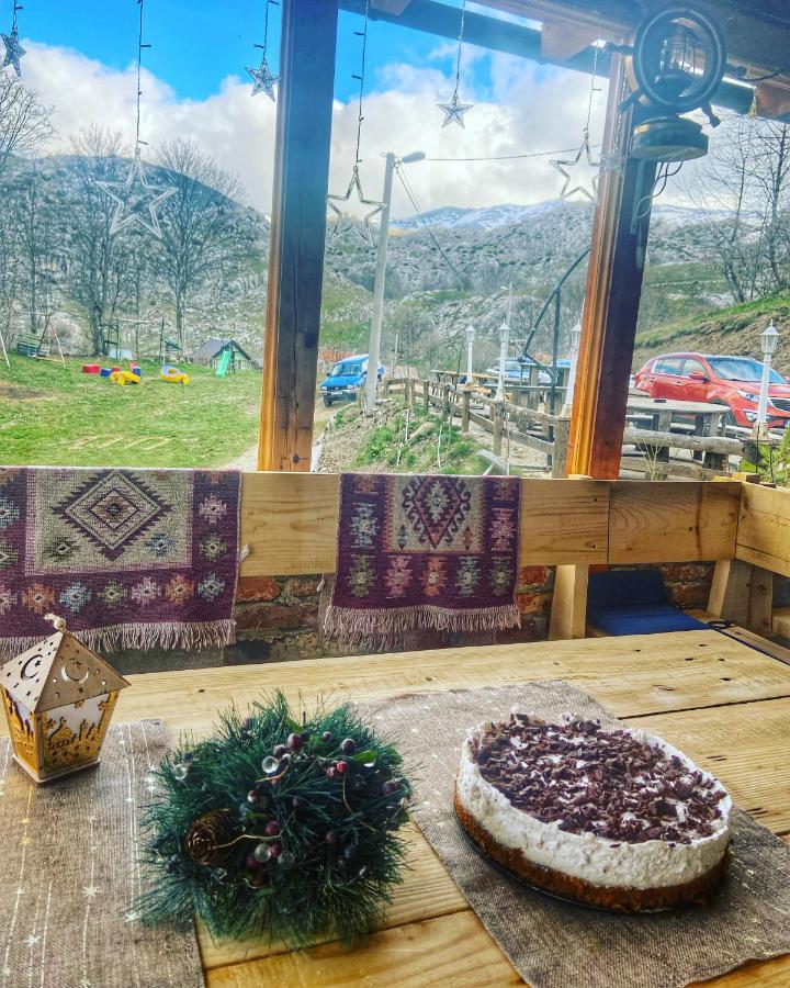 Konak Umoljani Экстерьер фото