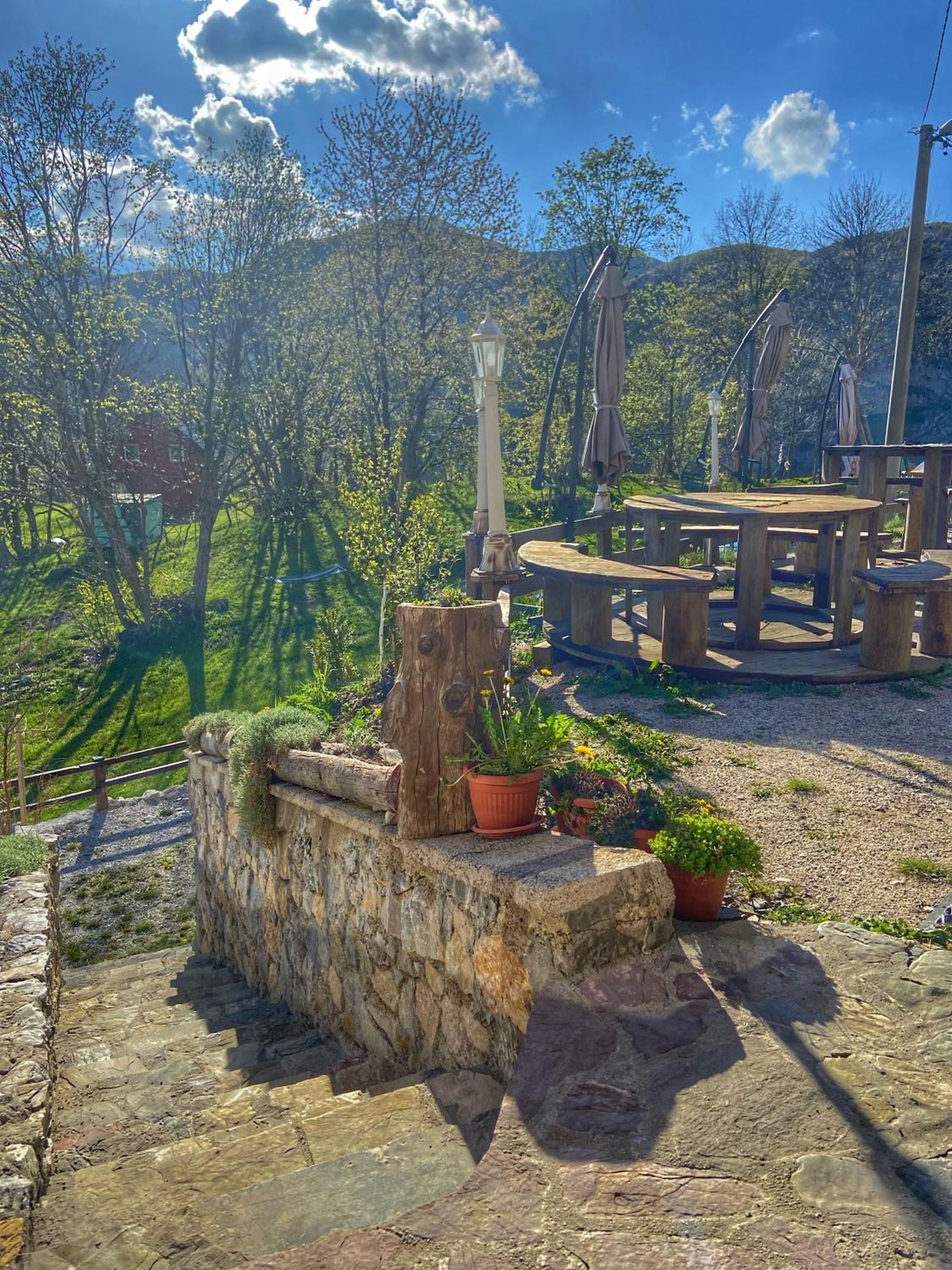 Konak Umoljani Экстерьер фото