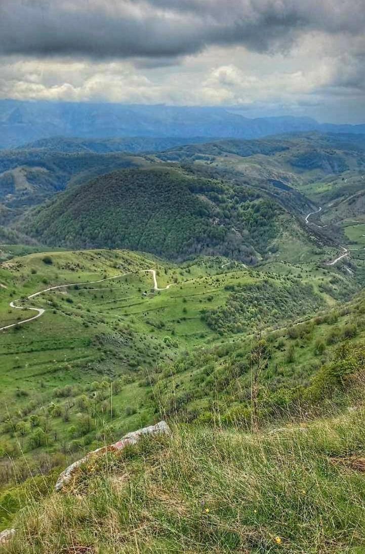 Апартаменты Konak Umoljani Экстерьер фото